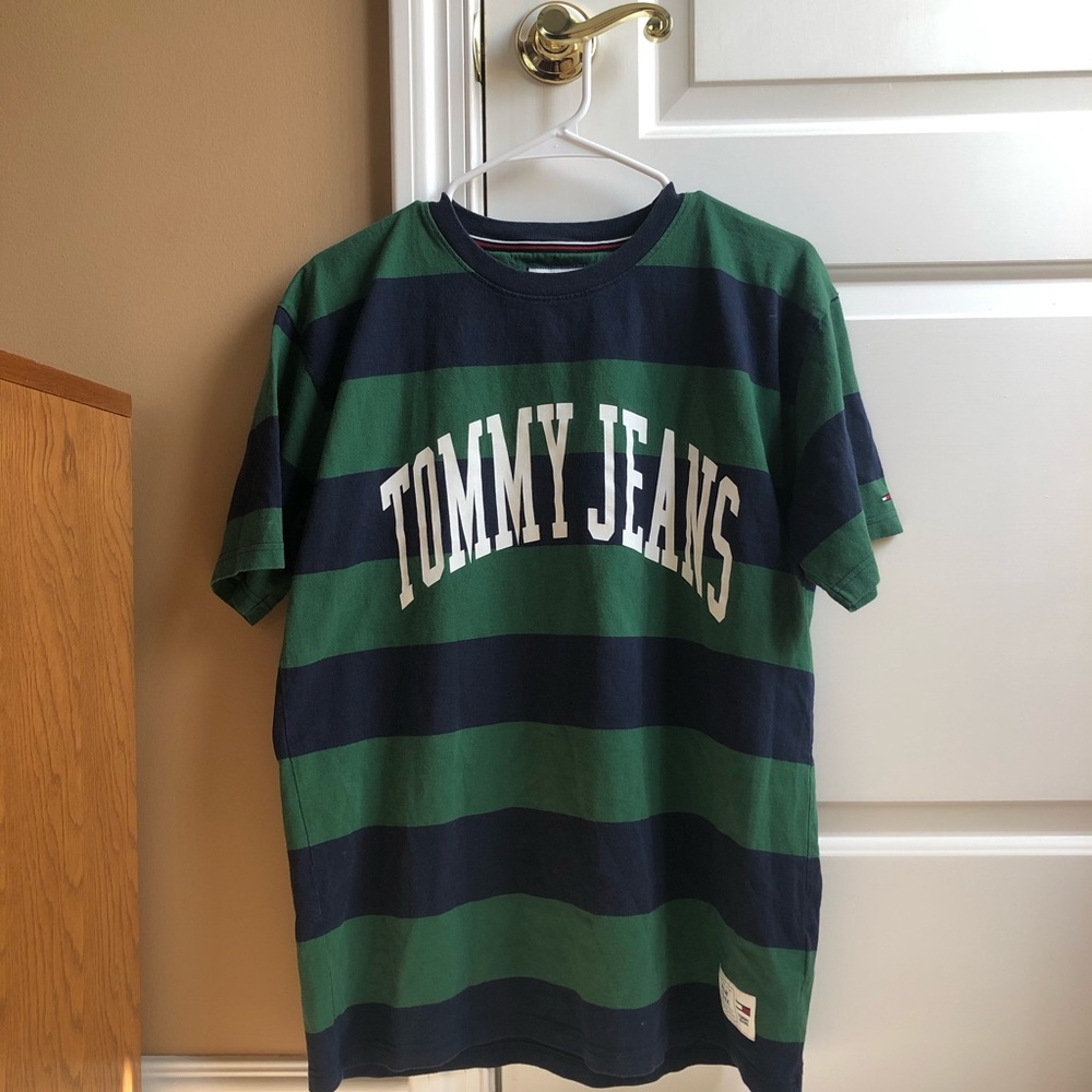 Men’s Vintage Style Tommy Hilfiger Shirt